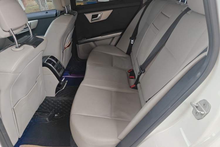 Used Mercedes-Benz GLK-Class 2013 GLK 300 4MATIC Dynamic Sunroof Model Left Rear Seat