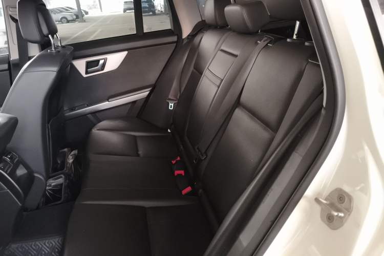 Used Mercedes-Benz GLK-Class 2013 GLK 300 4MATIC Dynamic Sunroof Model Left Rear Seat