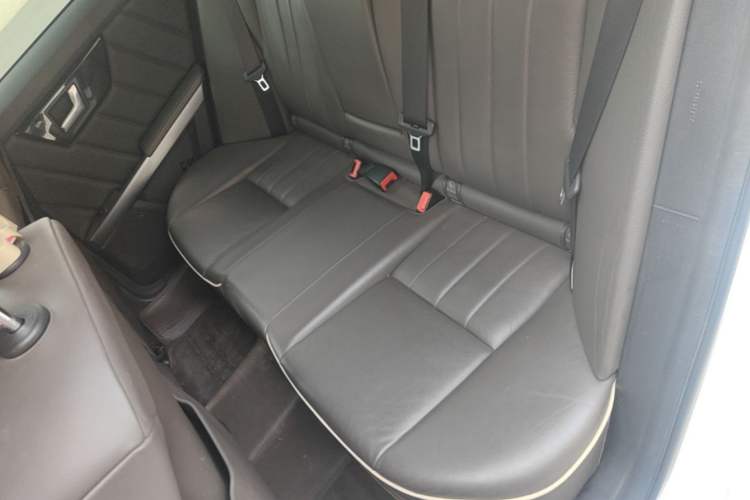Used Mercedes-Benz GLK-Class 2013 Facelift GLK 300 4MATIC Luxury Edition Left Rear Seat
