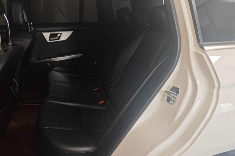 Used Mercedes-Benz GLK-Class 2013 Facelift GLK 300 4MATIC Fashion Edition Left Rear Seat
