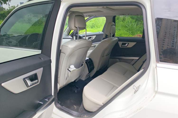 Used Mercedes-Benz GLK-Class 2013 GLK 300 4MATIC Dynamic Sunroof Model Left Rear Seat