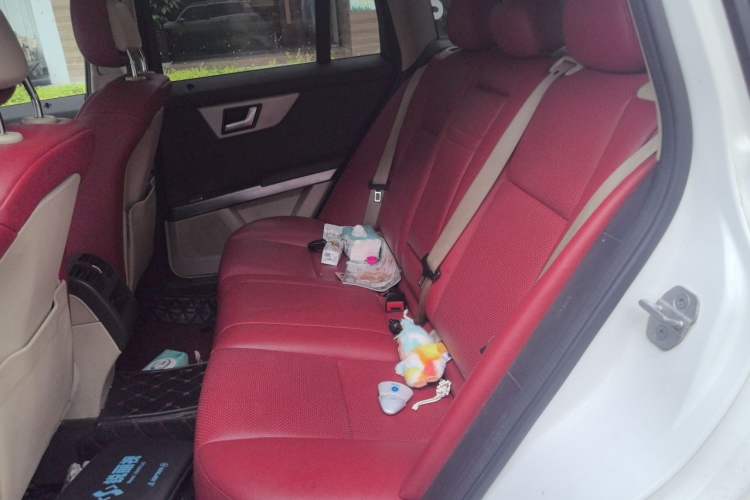 Used Mercedes-Benz GLK-Class 2013 GLK 300 4MATIC Dynamic Sunroof Model Left Rear Seat