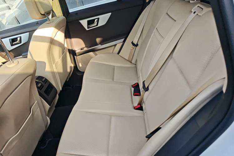 Used Mercedes-Benz GLK-Class 2013 GLK 300 4MATIC Dynamic Sunroof Model Left Rear Seat