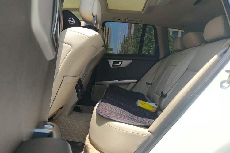 Used Mercedes-Benz GLK-Class 2013 GLK 300 4MATIC Dynamic Sunroof Model Left Rear Seat