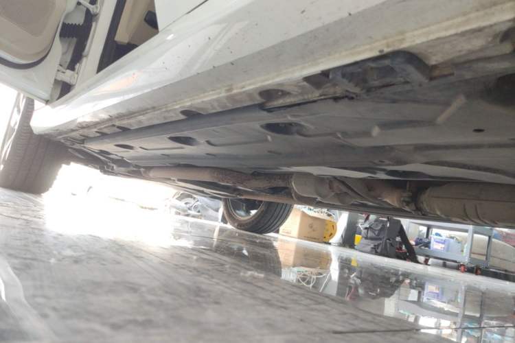 Used Mercedes-Benz GLK-Class 2013 GLK 300 4MATIC Dynamic Sunroof Model Left Side Sill