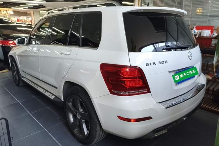 Used Mercedes-Benz GLK-Class 2013 Facelift GLK 300 4MATIC Fashion Edition Rear Left 45 Deg