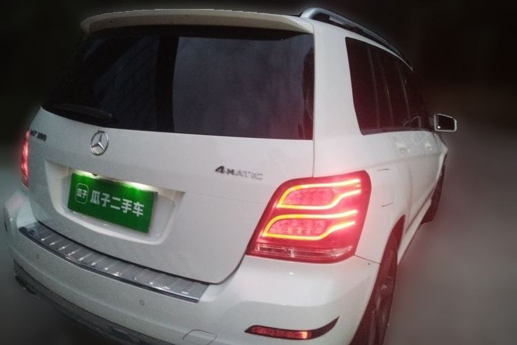 Used Mercedes-Benz GLK-Class 2013 GLK 300 4MATIC Dynamic Sunroof Model Rear Right 45 Deg