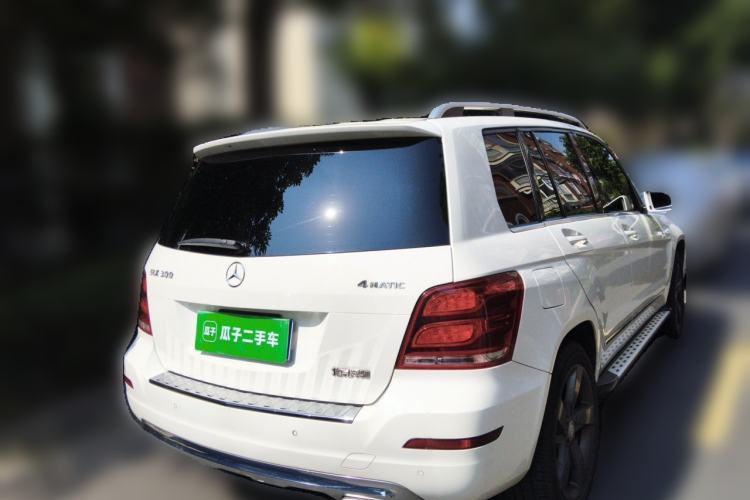 Used Mercedes-Benz GLK-Class 2013 GLK 300 4MATIC Luxury Model Rear Right 45 Deg