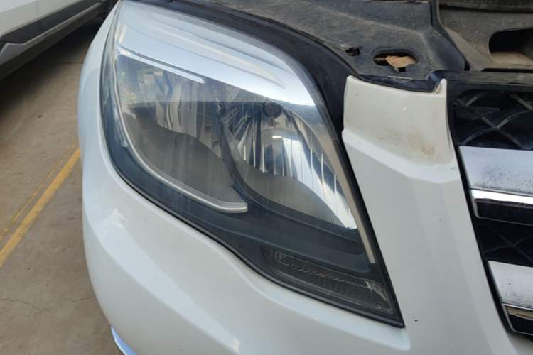 Used Mercedes-Benz GLK-Class 2013 GLK 300 4MATIC Dynamic Edition Right Front Headlight