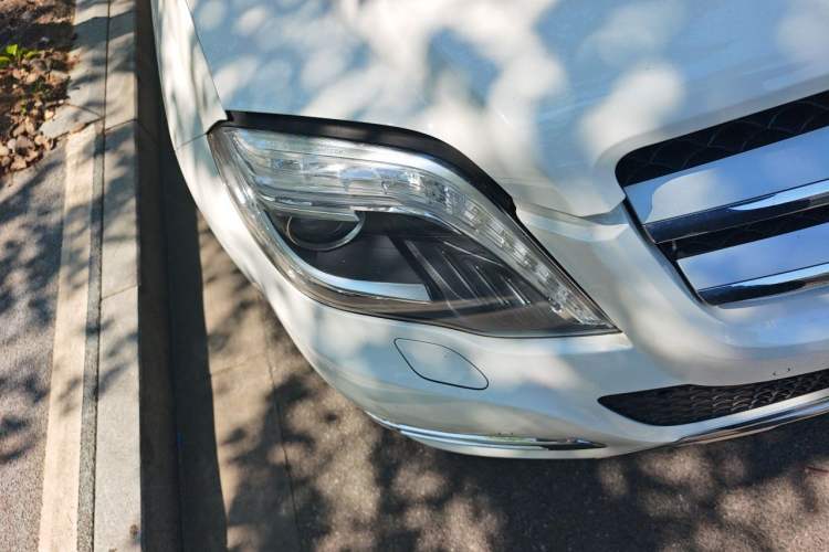 Used Mercedes-Benz GLK-Class 2013 Facelift GLK 300 4MATIC Luxury Edition Right Front Headlight
