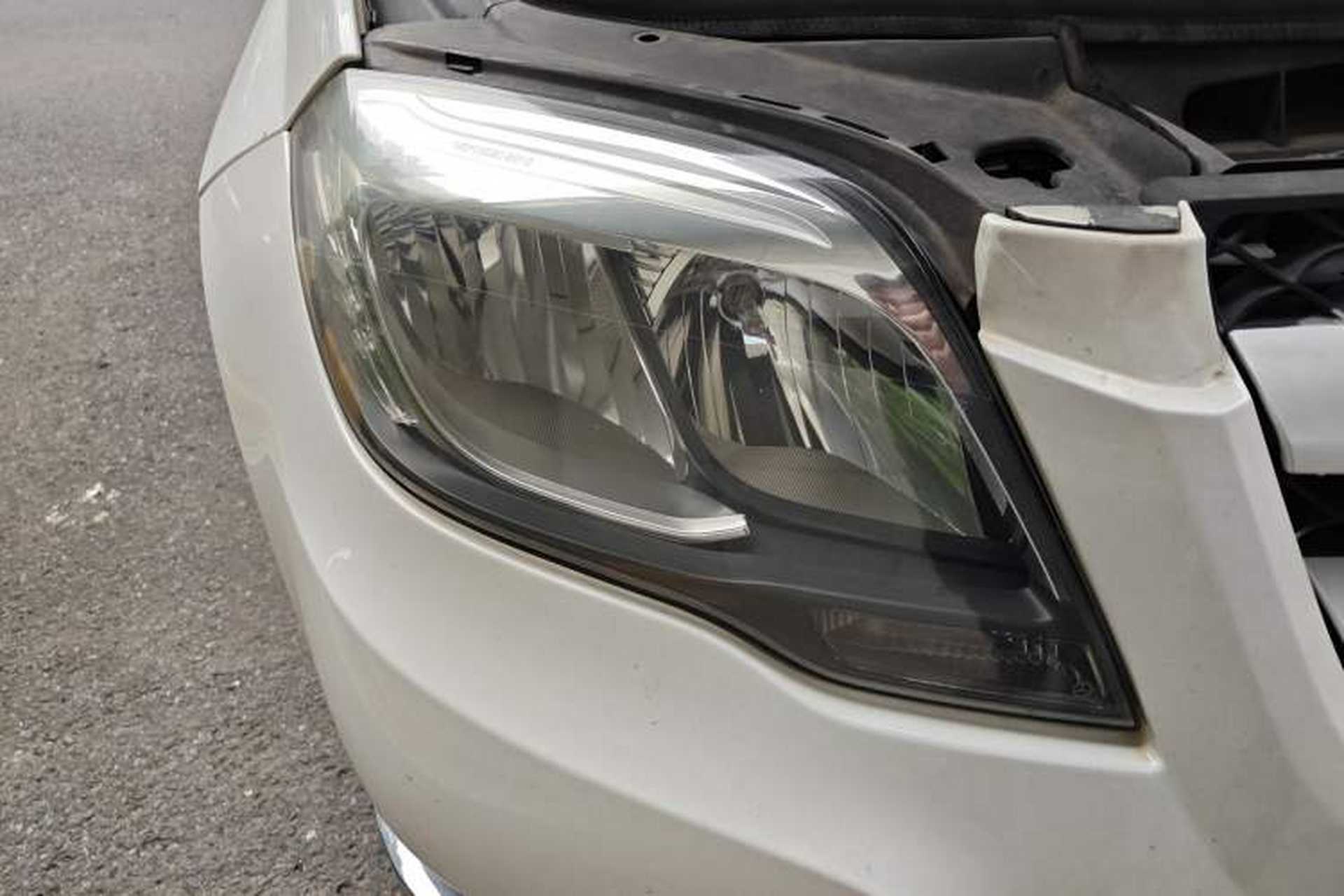 Used Mercedes-Benz GLK-Class 2013 GLK 300 4MATIC Fashion Model Right Front Headlight