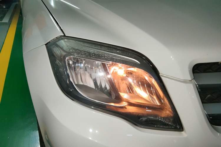 Used Mercedes-Benz GLK-Class 2013 GLK 300 4MATIC Dynamic Sunroof Model Right Front Headlight