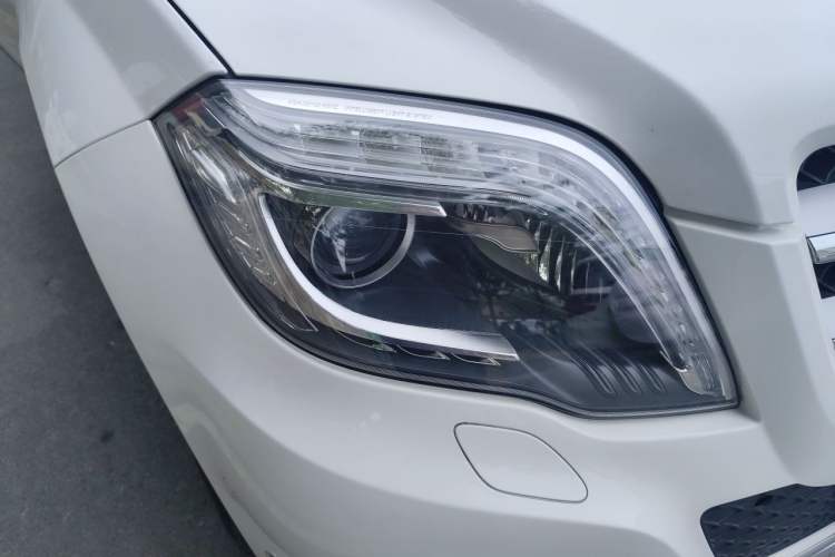 Used Mercedes-Benz GLK-Class 2013 Facelift GLK 300 4MATIC Fashion Edition Right Front Headlight
