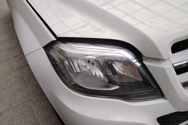 Used Mercedes-Benz GLK-Class 2013 GLK 300 4MATIC Dynamic Sunroof Model Right Front Headlight