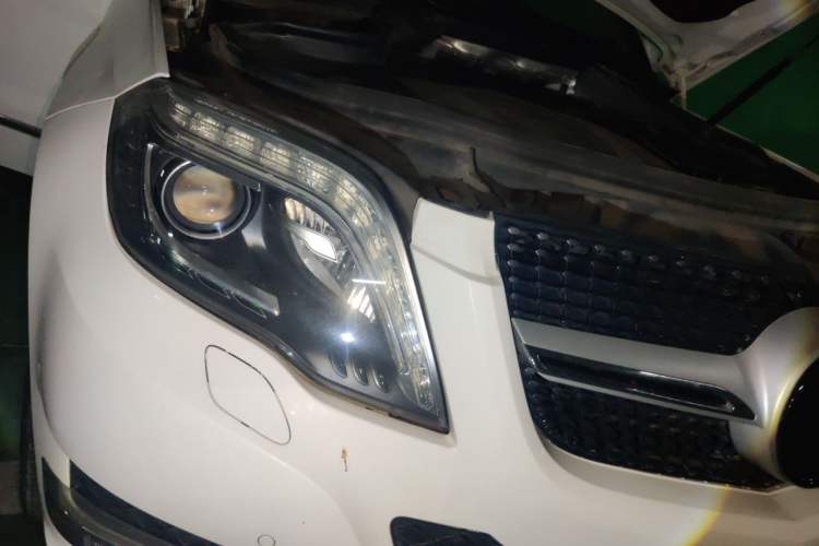 Used Mercedes-Benz GLK-Class 2013 GLK 300 4MATIC Dynamic Edition Right Front Headlight