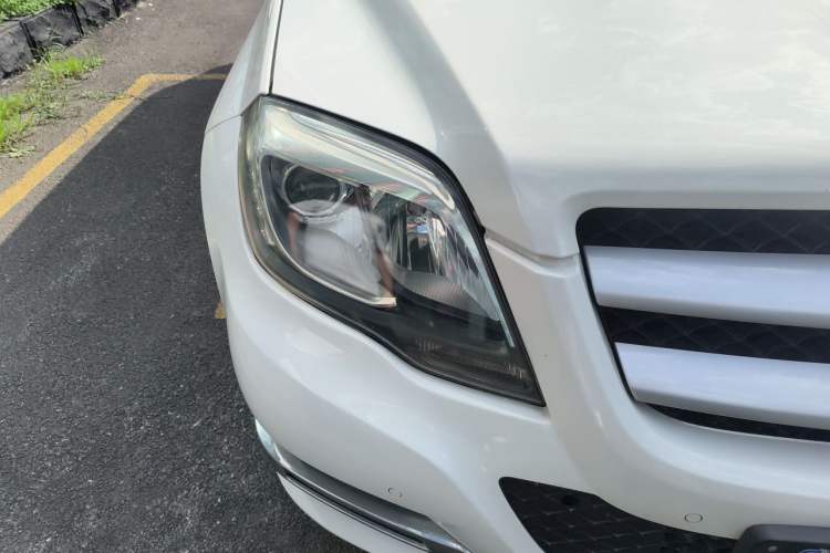 Used Mercedes-Benz GLK-Class 2013 GLK 300 4MATIC Fashion Model Right Front Headlight