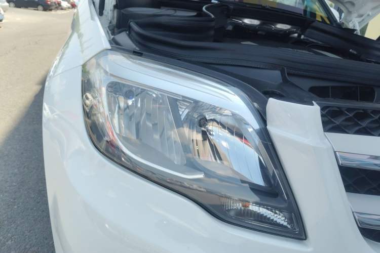 Used Mercedes-Benz GLK-Class 2013 GLK 300 4MATIC Dynamic Sunroof Model Right Front Headlight