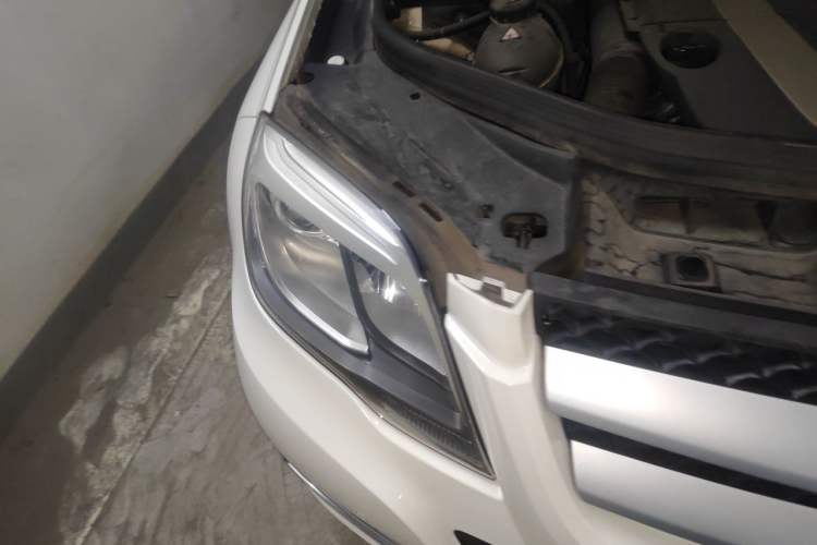Used Mercedes-Benz GLK-Class 2013 GLK 300 4MATIC Dynamic Edition Right Front Headlight