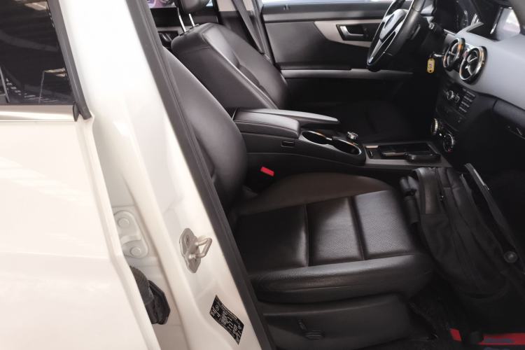 Used Mercedes-Benz GLK-Class 2013 GLK 300 4MATIC Dynamic Sunroof Model Right Front Seat