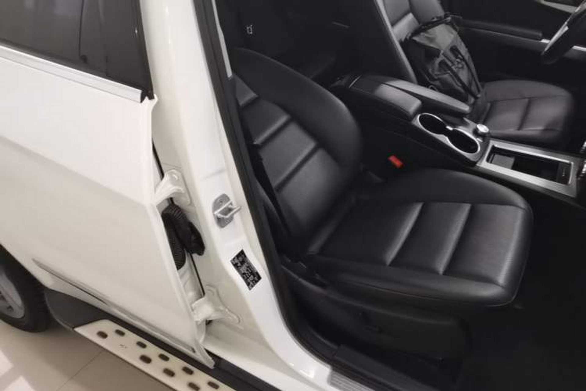 Used Mercedes-Benz GLK-Class 2013 GLK 300 4MATIC Dynamic Sunroof Model Right Front Seat