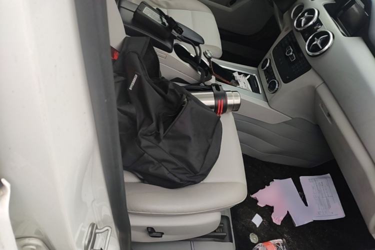 Used Mercedes-Benz GLK-Class 2013 GLK 300 4MATIC Dynamic Sunroof Model Right Front Seat