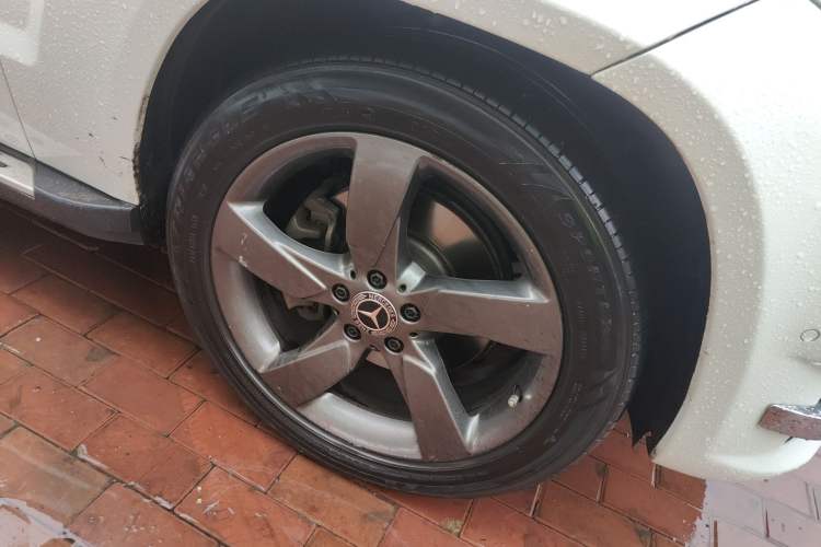 Used Mercedes-Benz GLK-Class 2013 GLK 300 4MATIC Dynamic Sunroof Model Right Front Wheel Hub