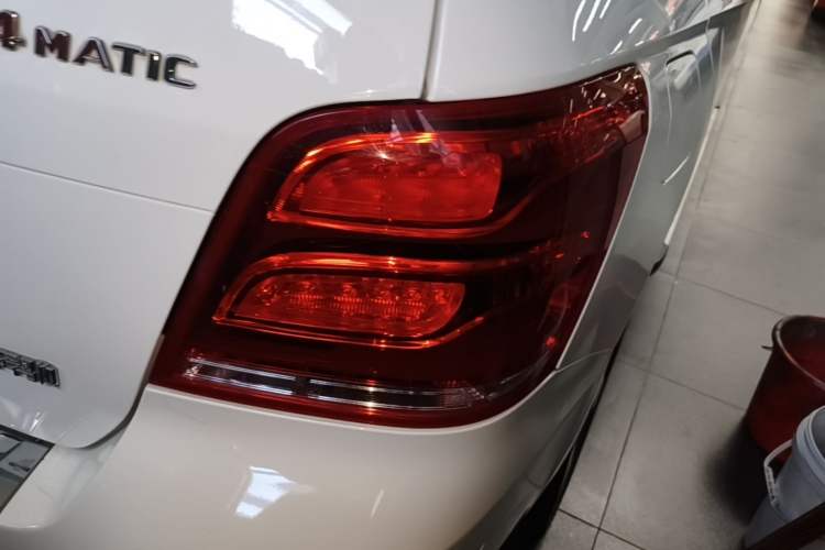 Used Mercedes-Benz GLK-Class 2013 Facelift GLK 300 4MATIC Fashion Edition Right Rear Taillight