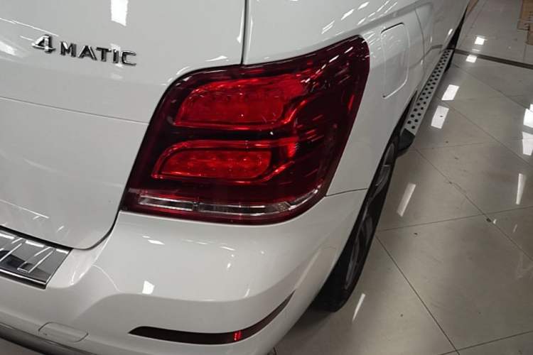 Used Mercedes-Benz GLK-Class 2013 Facelift GLK 300 4MATIC Fashion Edition Right Rear Taillight