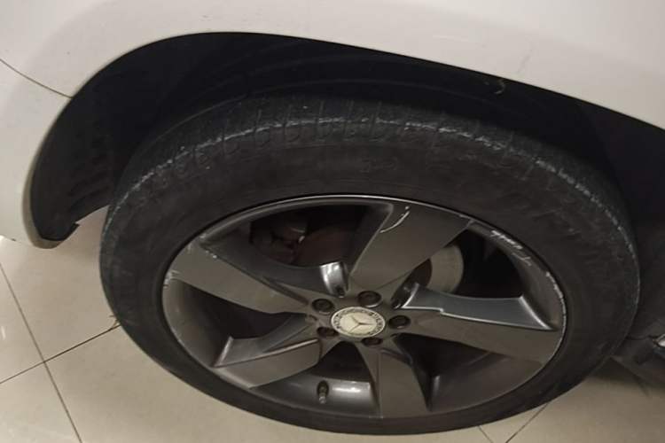 Used Mercedes-Benz GLK-Class 2013 Facelift GLK 300 4MATIC Fashion Edition Right Rear Wheel Hub