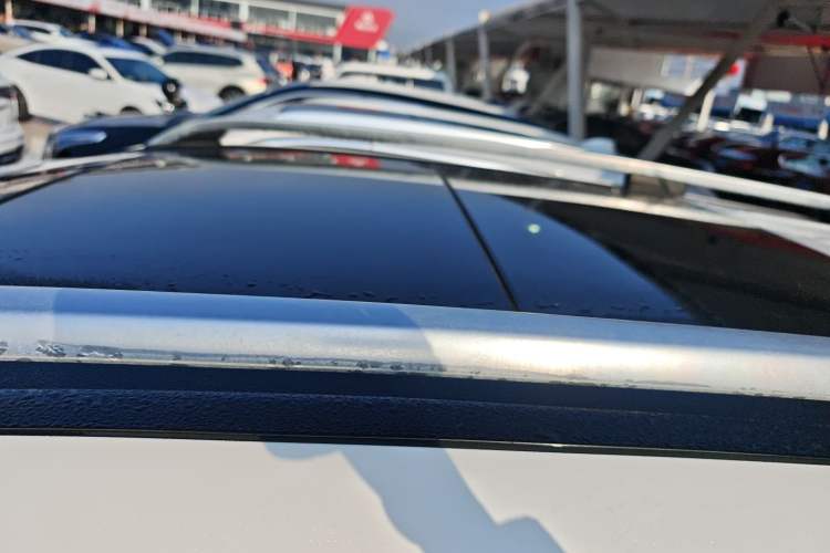 Used Mercedes-Benz GLK-Class 2013 GLK 300 4MATIC Dynamic Sunroof Model Roof