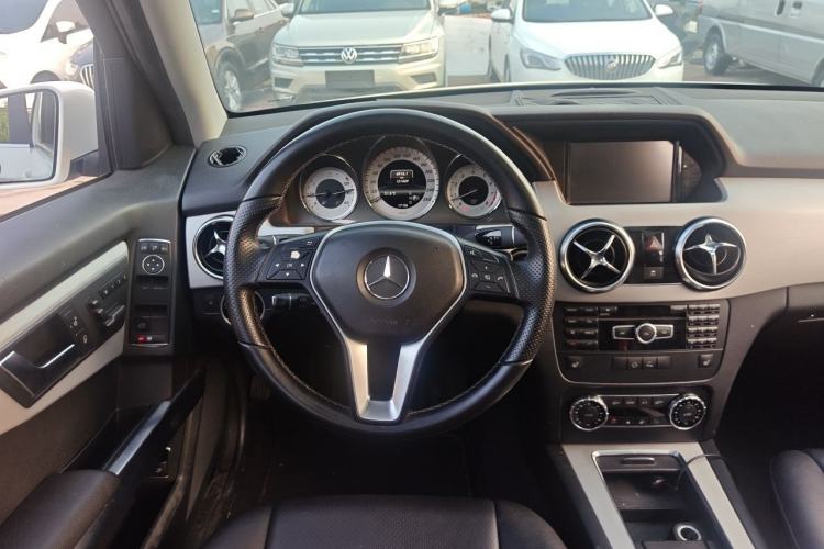 Used Mercedes-Benz GLK-Class 2013 GLK 300 4MATIC Fashion Model Steering Wheel