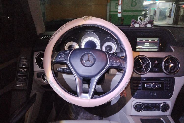 Used Mercedes-Benz GLK-Class 2013 GLK 300 4MATIC Dynamic Sunroof Model Steering Wheel