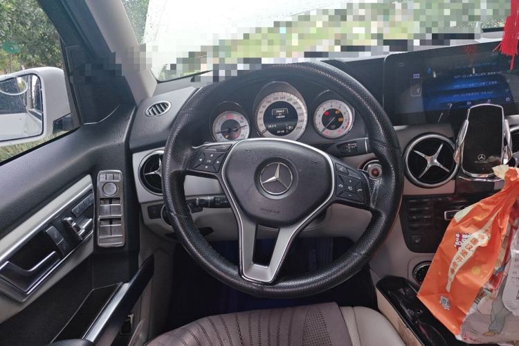 Used Mercedes-Benz GLK-Class 2013 GLK 300 4MATIC Dynamic Sunroof Model Steering Wheel
