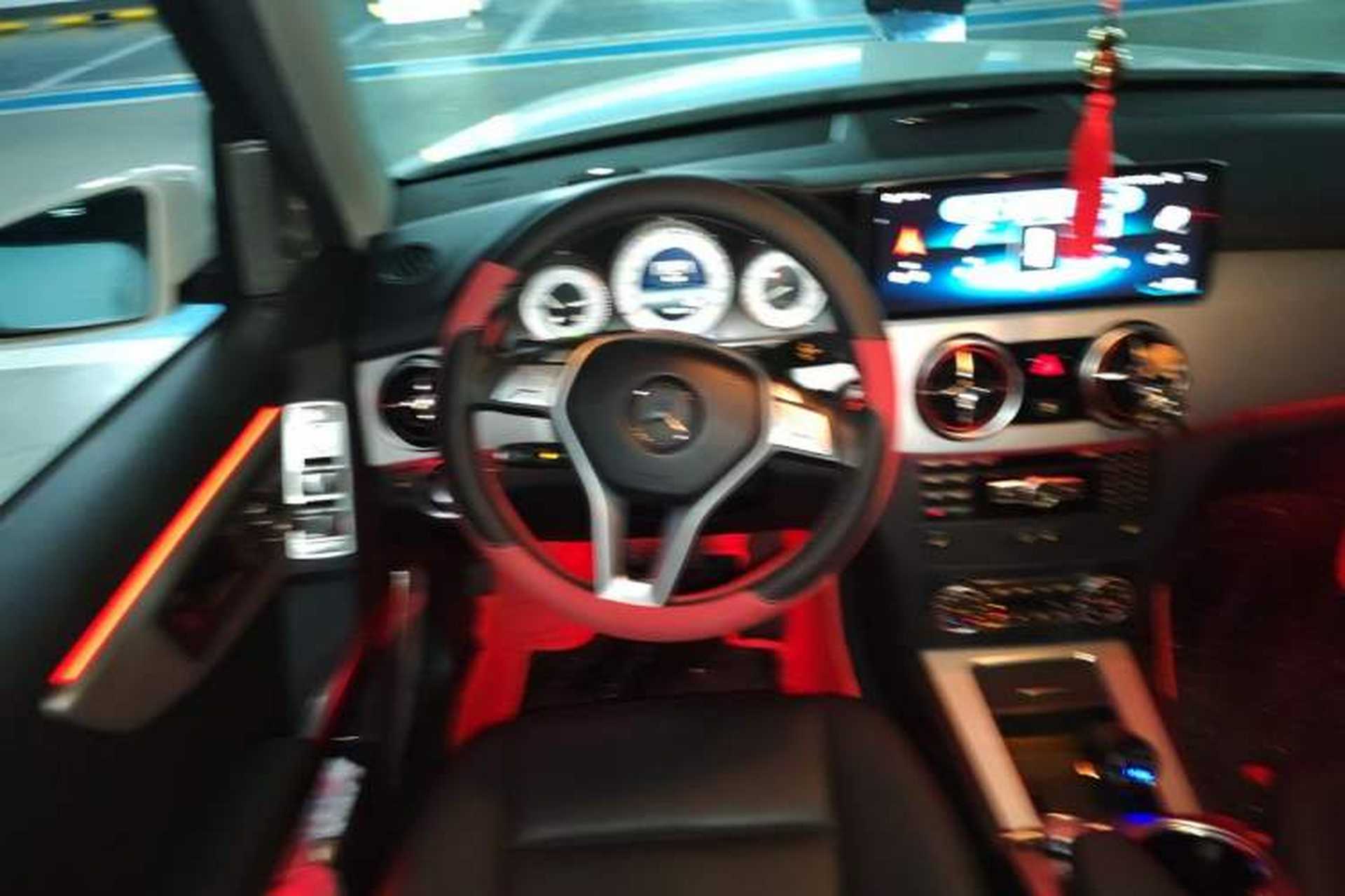 Used Mercedes-Benz GLK-Class 2013 GLK 300 4MATIC Dynamic Sunroof Model Steering Wheel