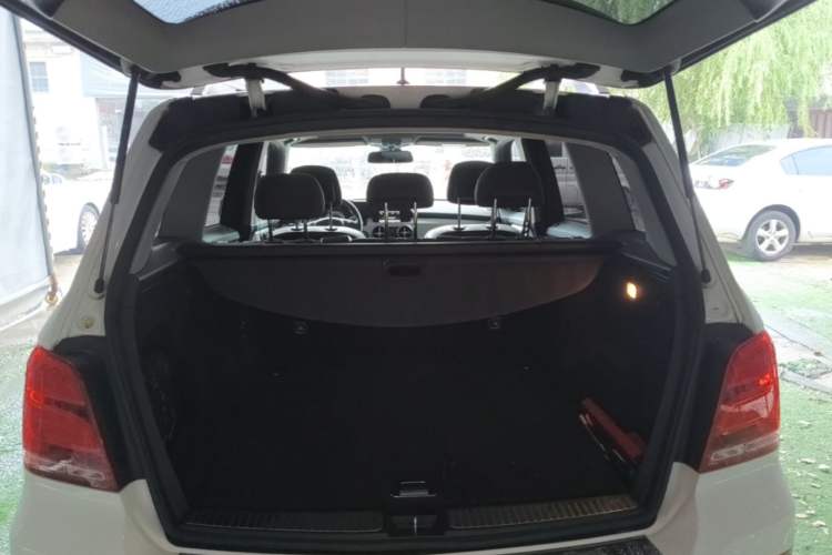 Used Mercedes-Benz GLK-Class 2013 GLK 300 4MATIC Dynamic Sunroof Model Trunk