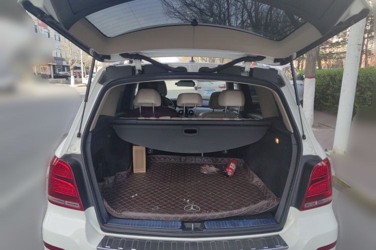 Used Mercedes-Benz GLK-Class 2013 Facelift GLK 300 4MATIC Fashion Edition Trunk