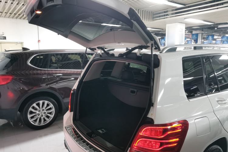 Used Mercedes-Benz GLK-Class 2013 Facelift GLK 300 4MATIC Luxury Edition Trunk