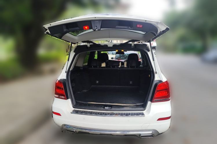 Used Mercedes-Benz GLK-Class 2013 GLK 300 4MATIC Fashion Model Trunk