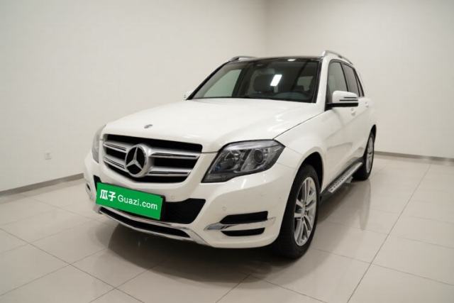 Ojetý Mercedes-Benz GLK-Class 2013 GLK 300 4MATIC Dynamic Sunroof Model
