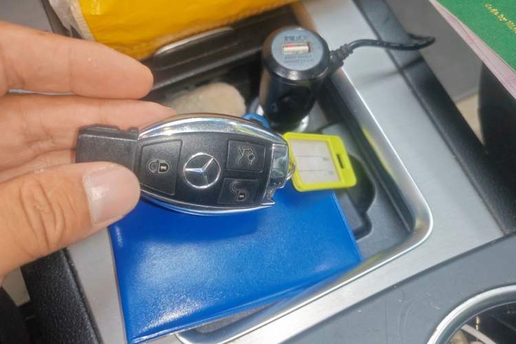 Used Mercedes-Benz GLK-Class 2013 Facelift GLK 300 4MATIC Fashion Edition Vehicle Key