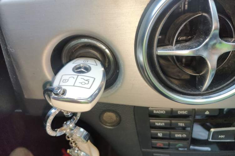 Used Mercedes-Benz GLK-Class 2013 GLK 300 4MATIC Dynamic Sunroof Model Vehicle Key