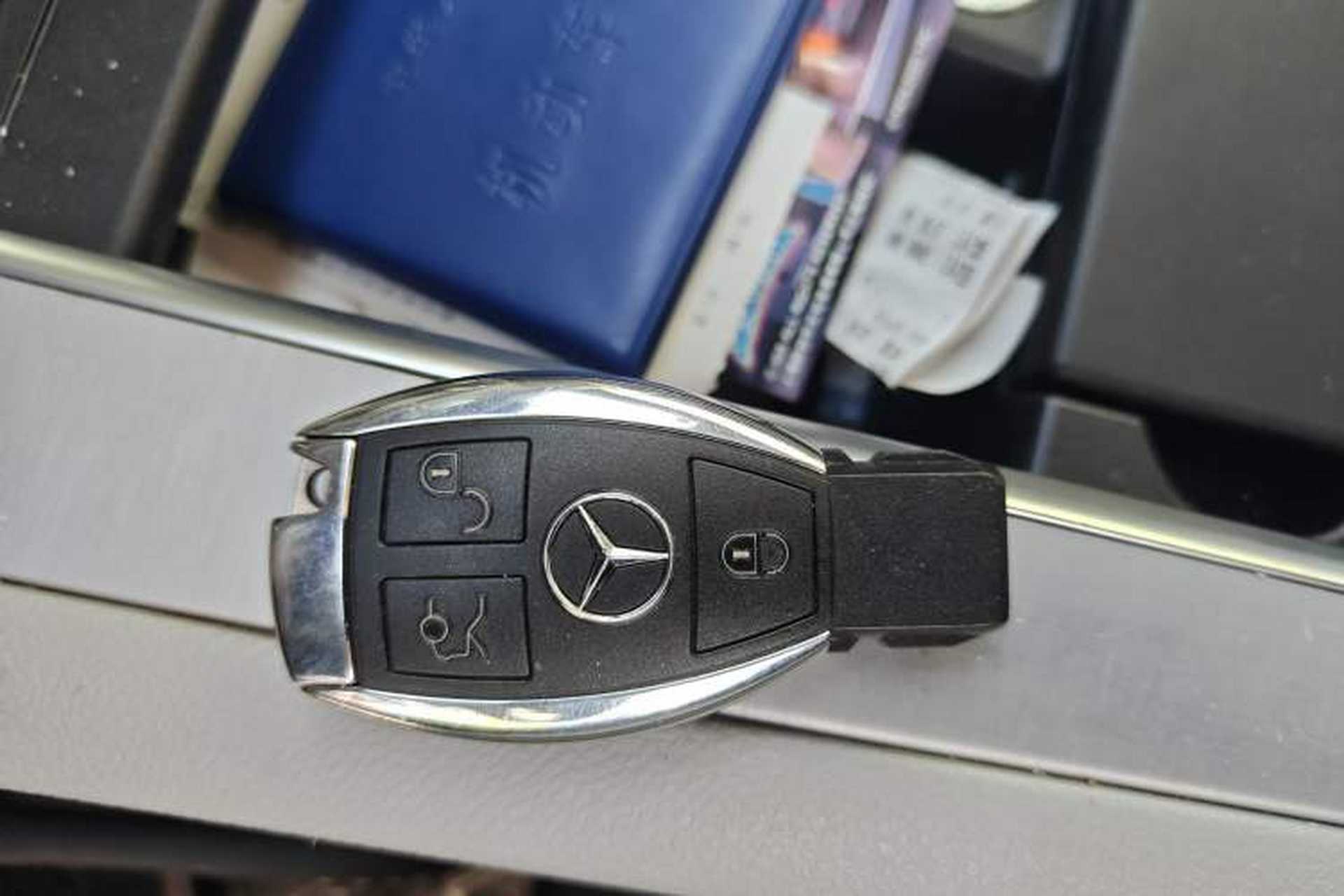 Used Mercedes-Benz GLK-Class 2013 Facelift GLK 300 4MATIC Fashion Edition Vehicle Key