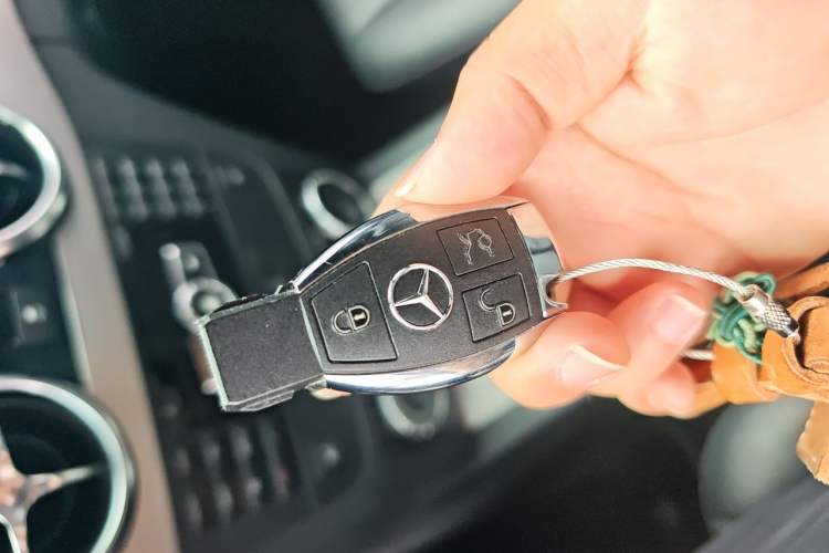 Used Mercedes-Benz GLK-Class 2013 Facelift GLK 300 4MATIC Fashion Edition Vehicle Key