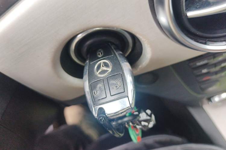 Used Mercedes-Benz GLK-Class 2013 GLK 300 4MATIC Fashion Model Vehicle Key