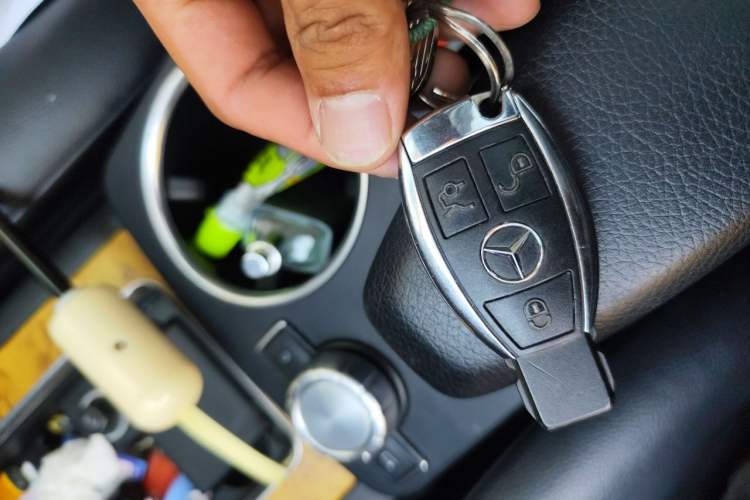 Used Mercedes-Benz GLK-Class 2013 Facelift GLK 300 4MATIC Fashion Edition Vehicle Key