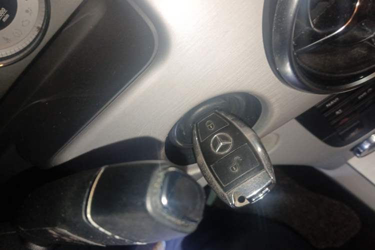 Used Mercedes-Benz GLK-Class 2013 GLK 300 4MATIC Dynamic Edition Vehicle Key