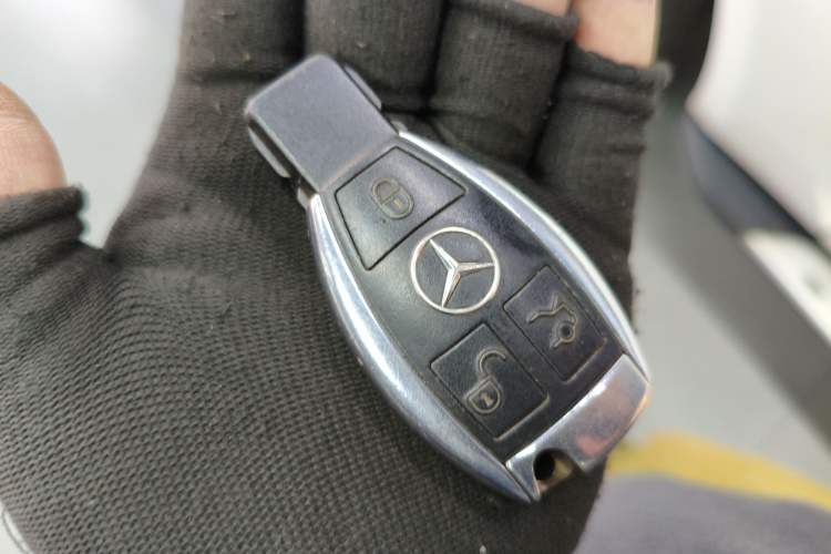 Used Mercedes-Benz GLK-Class 2013 Facelift GLK 300 4MATIC Fashion Edition Vehicle Key