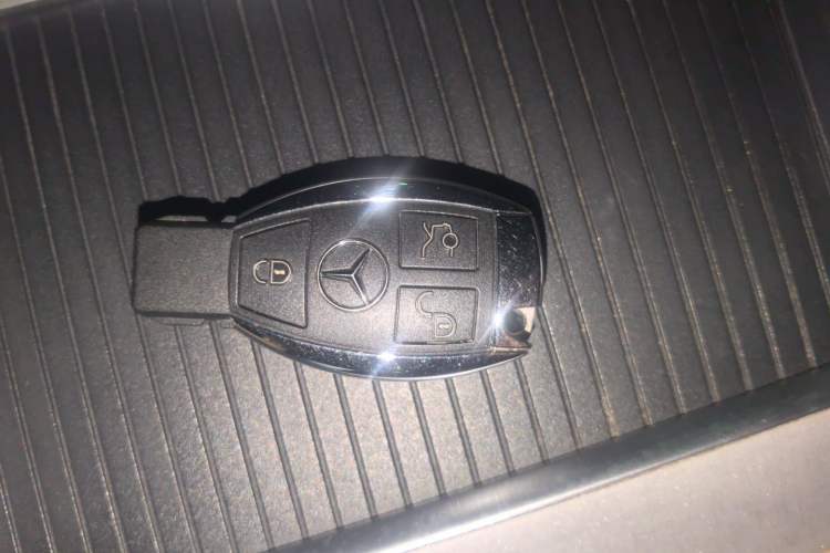 Used Mercedes-Benz GLK-Class 2013 Facelift GLK 300 4MATIC Fashion Edition Vehicle Key