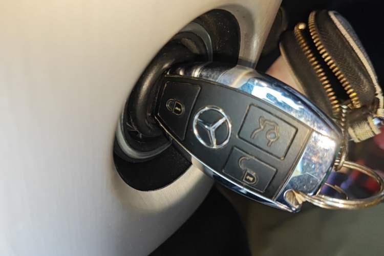 Used Mercedes-Benz GLK-Class 2013 GLK 300 4MATIC Fashion Model Vehicle Key