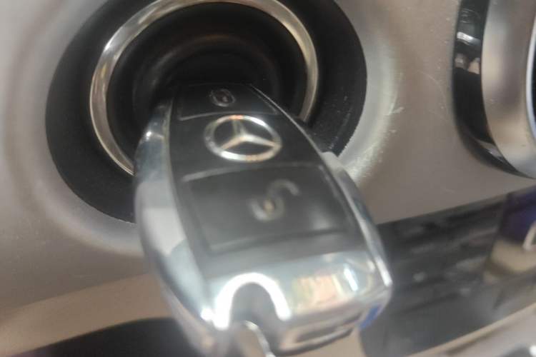 Used Mercedes-Benz GLK-Class 2013 GLK 300 4MATIC Dynamic Edition Vehicle Key